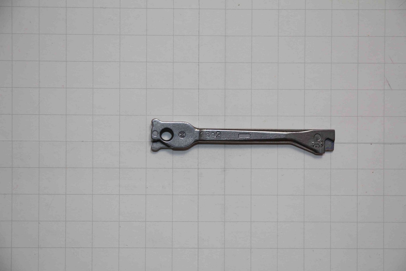 Lonati GL61Q Split Press Needle D4470592